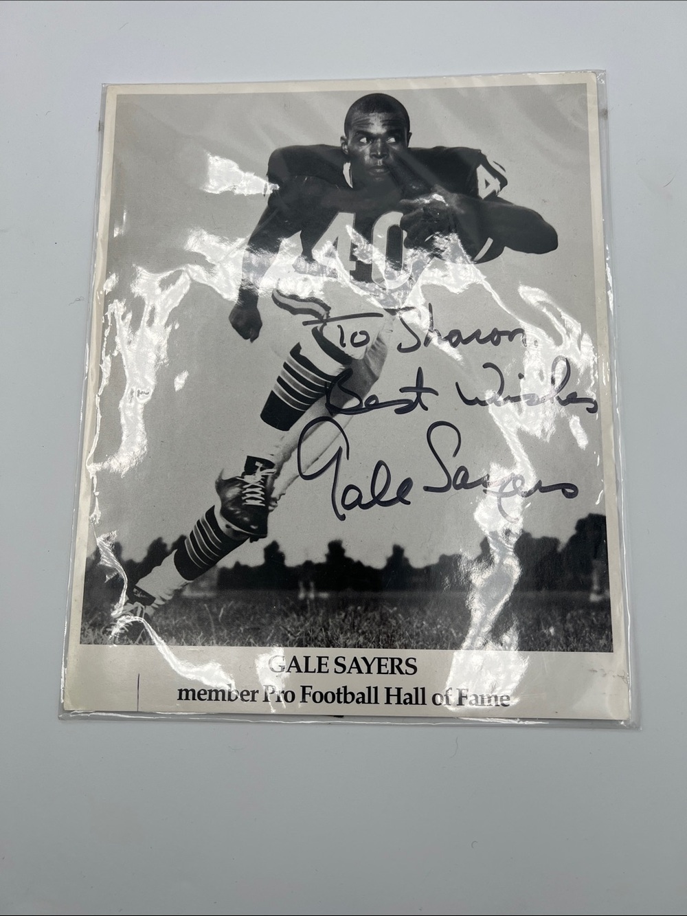 Gale Sayers Autographed Black & White Photo